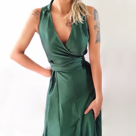 βSOLDβ Zara emerald green midi dress - Picture 2 of 7